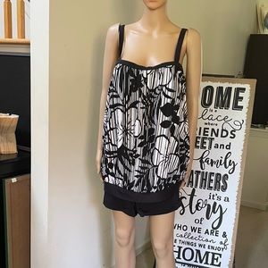 SUMNER SALE🔥🔥 Black & White Two Piece Swimsuit / Bathing Plus Suit Size 20